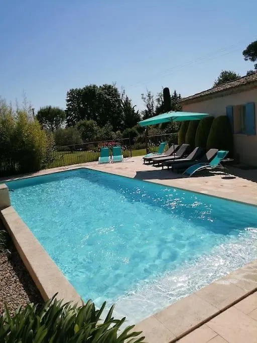 Villa L'Hestia Avec Piscine A L'Isle-Sur-Sorgue France