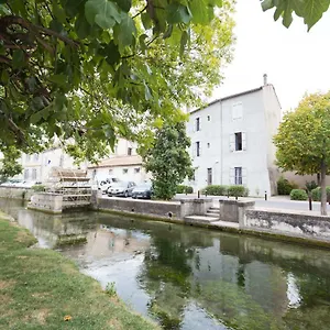 Vaucluse Clovis Apartment
